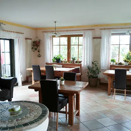 Ortnerhof Ennstal Bed and Breakfast